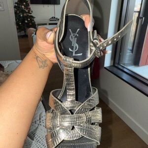 Saint Laurent Classic Black Heels